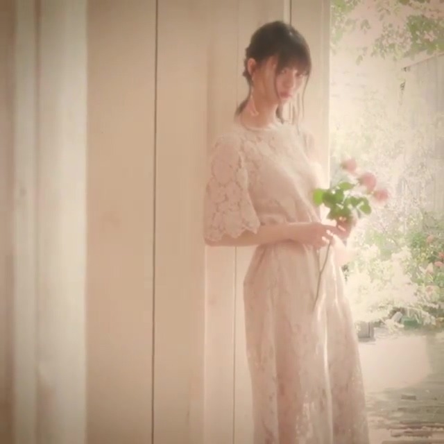 sakamichipost46:  GRL グレイル on Instagram 2018.05.04https://www.instagram.com/p/BiWrW51l2xM/齋藤飛鳥