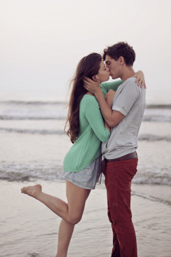 ourinfinite-lovestory:  ♡ Want More ℒove On Your Dashboard? Follow Her! ♡ 