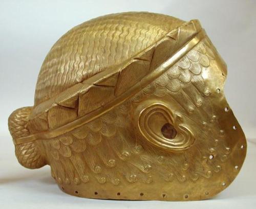 jeannepompadour:Golden helmet from the tomb of Meskalamdug, King of the Sumerian city state of Ur, c