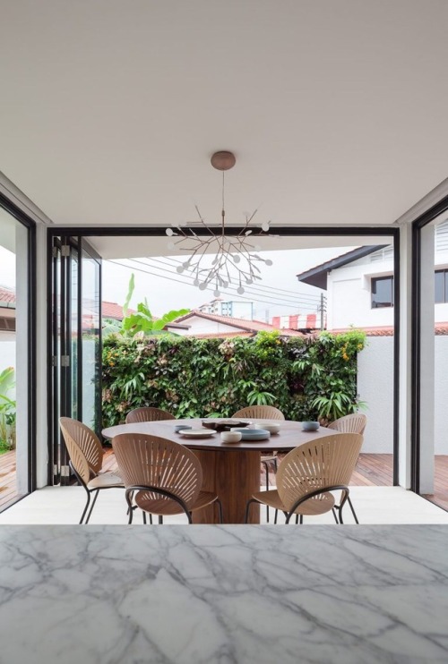 Ang Mo Kio Residence, Singapore By Atelier Hier Architects | 📷 Daniel Swee