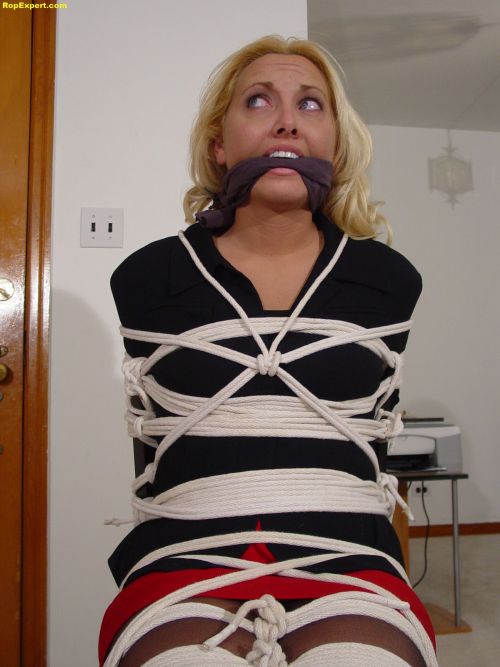 Porn Pics bondagehedgehog:  Lisa Lang