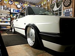 livinzlyfe:  fuckyeahmk2s:  Another UK Mk2 killin it!  PSA to all Americans:quit being a bitch and put bigger wheels on your cars.