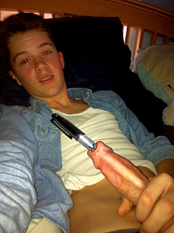 hotslaveboys: Young perv slave. 