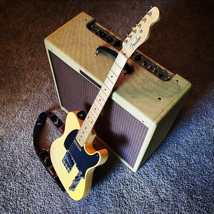 guitar-safari:
“ #Blackguard. Tweed is all you need. @fender #telecaster #bassman #guitarsafari #tone #simplicity #electric #guitar #fender #tele by @greguitar
”