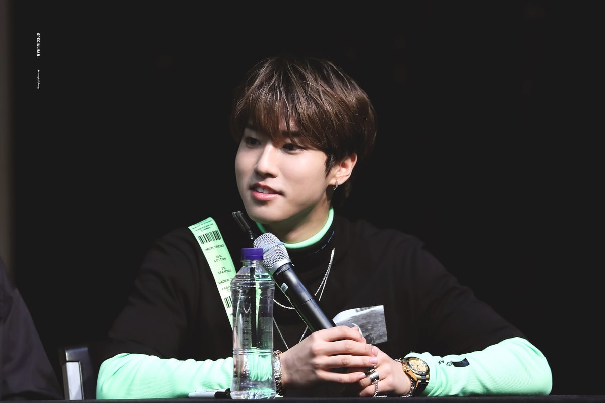 © specialHAN [1, 2] please do not edit or crop... : Stray Kids Update