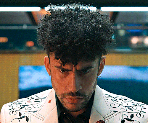 magnusedom:Benito A. Martínez Ocasio (Bad Bunny) as The WolfBULLET TRAIN (2022) dir. David Leitch