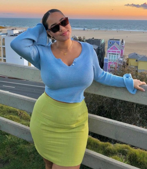 princejazziedad:DeliciouslySexy. Curvy Luscious BigBooty Nigerian. Ms KatelynAde&hellip;&hellip;&hellip;&hellip;