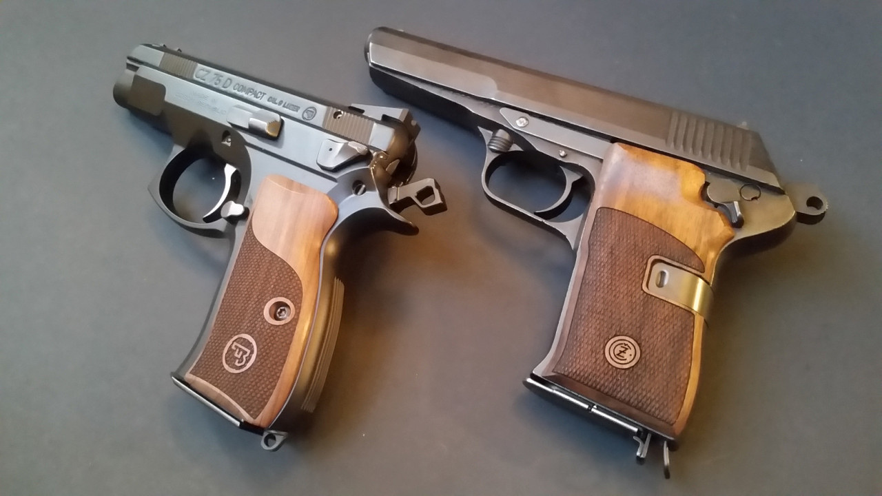 whiskey-gunpowder:  The Art-Deco CZ-52 