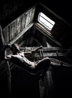 reraizure: // Vision // Model: Max (aka Epic Music); Photo: Frau Eva; Ropework: As always by me, Reraizure 