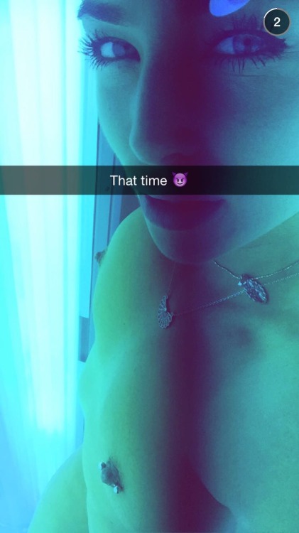 solarium-girls:  Submit pics and videos Solariumgirls@gmx.de