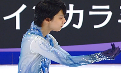 Yuzuru Hanyu archives the new short program world record!Yuzuru Hanyu leads Rostelecom cup 2018 afte