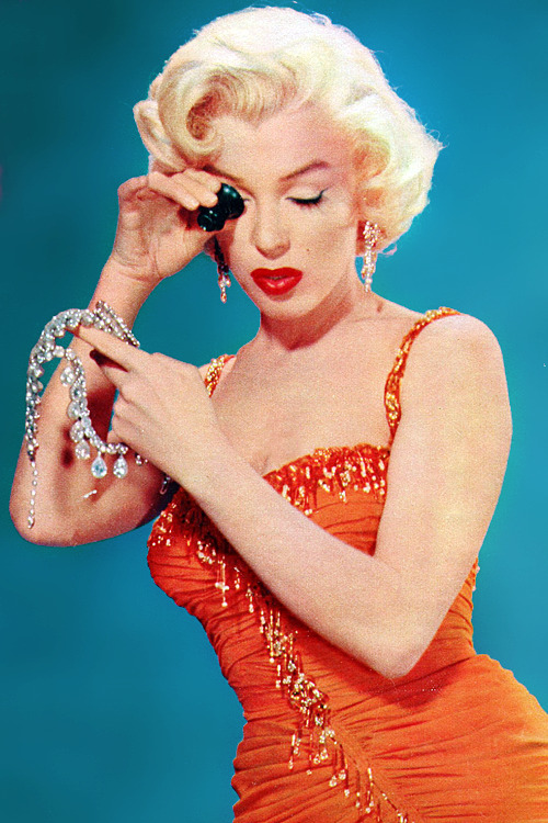 missmonroes:  Marilyn Monroe in a publicity photo for Gentlemen Prefer Blondes (1953)