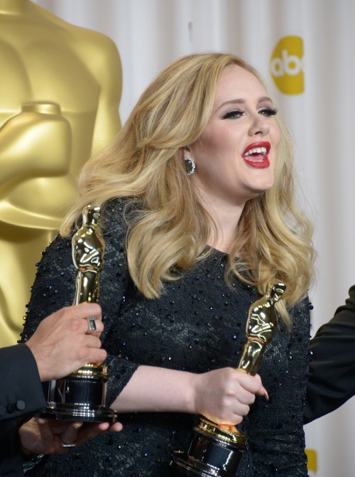 adelexlondon:  HQ: 24 February - Adele, Paul Epworth and Richard Gere pose in the press room during the Oscars.  