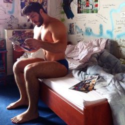 malefeed:   steve_raider: Take it easy and read some comics 👍 [x] #steve_raider  