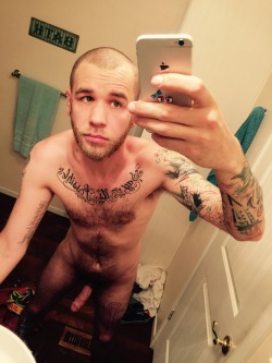 stonerpride247:  letmetakeadicpic:  guyswithiphones-nude:  Guys with iPhones http://ift.tt/1bHkUpB  Nothing better than a guy showing off what he’s got! If you’d like to add your own submit or send them to letmetakeadicpic@gmail.com  Follow my gay