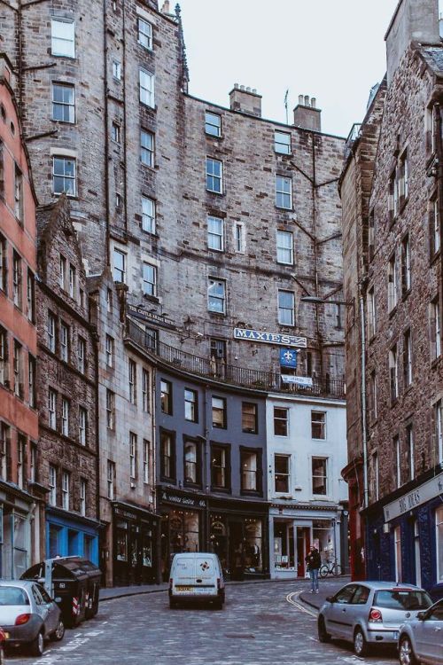 definitelydope: EdinburghBy Daniel Farò