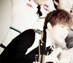 Yibo Please