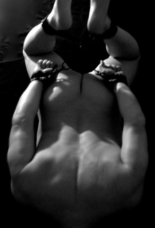 sixtysexyandfit:  In a bind  me  Mmm, that backside is a beautiful view! Just missing some scratches! 😈 -fms
