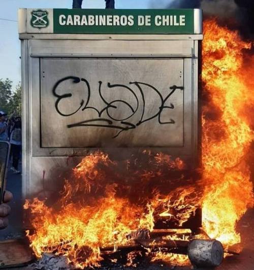 Just some of the countless &lsquo;Evade&rsquo; tags sprayed throughout Chile over the past few days.