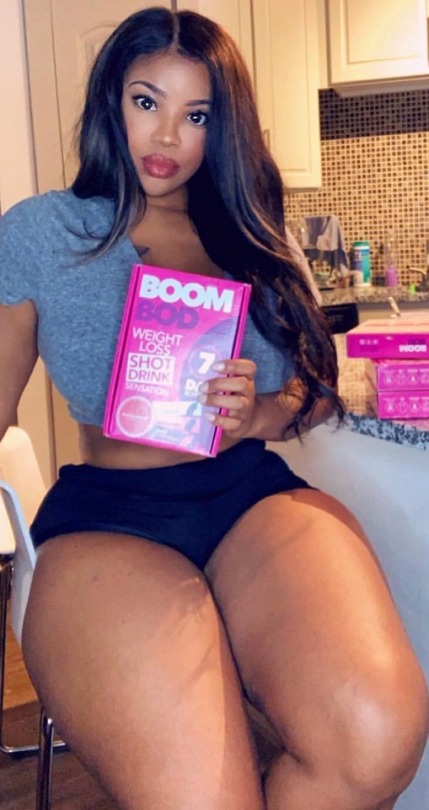 dablackpeterpan:  fletchertrowan:  yankg74: Beautiful Brianna  GOOD LAWD