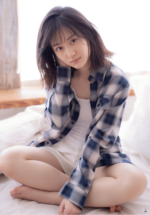 uptou: 週刊少年マガジン No.38 2018年8月22日発売山下美月 from 乃木坂46 #1