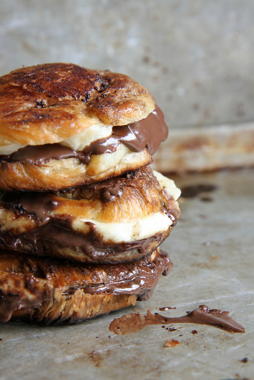 sweetoothgirl:Brown Butter Fried Nutella Banana Croissant Sandwiches