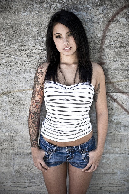 hot4tattoobabes:  hot4tattoobabes