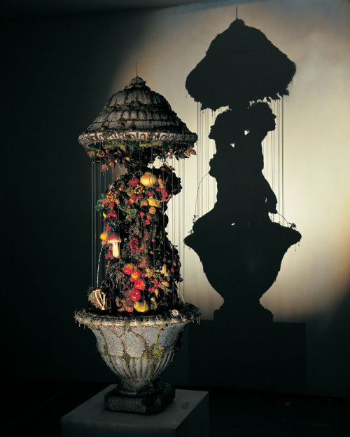 rainandcoffeee:  artmonia:  Incredible Shadow Art Created From Junk by Tim Noble & Sue Webster.  THE ONE MADE OF DILDOS 