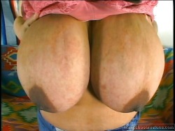  http://hugeheavytits.tumblr.com/ Ladies - send in your big boob submissions hugeheavytits@gmx.co.uk 