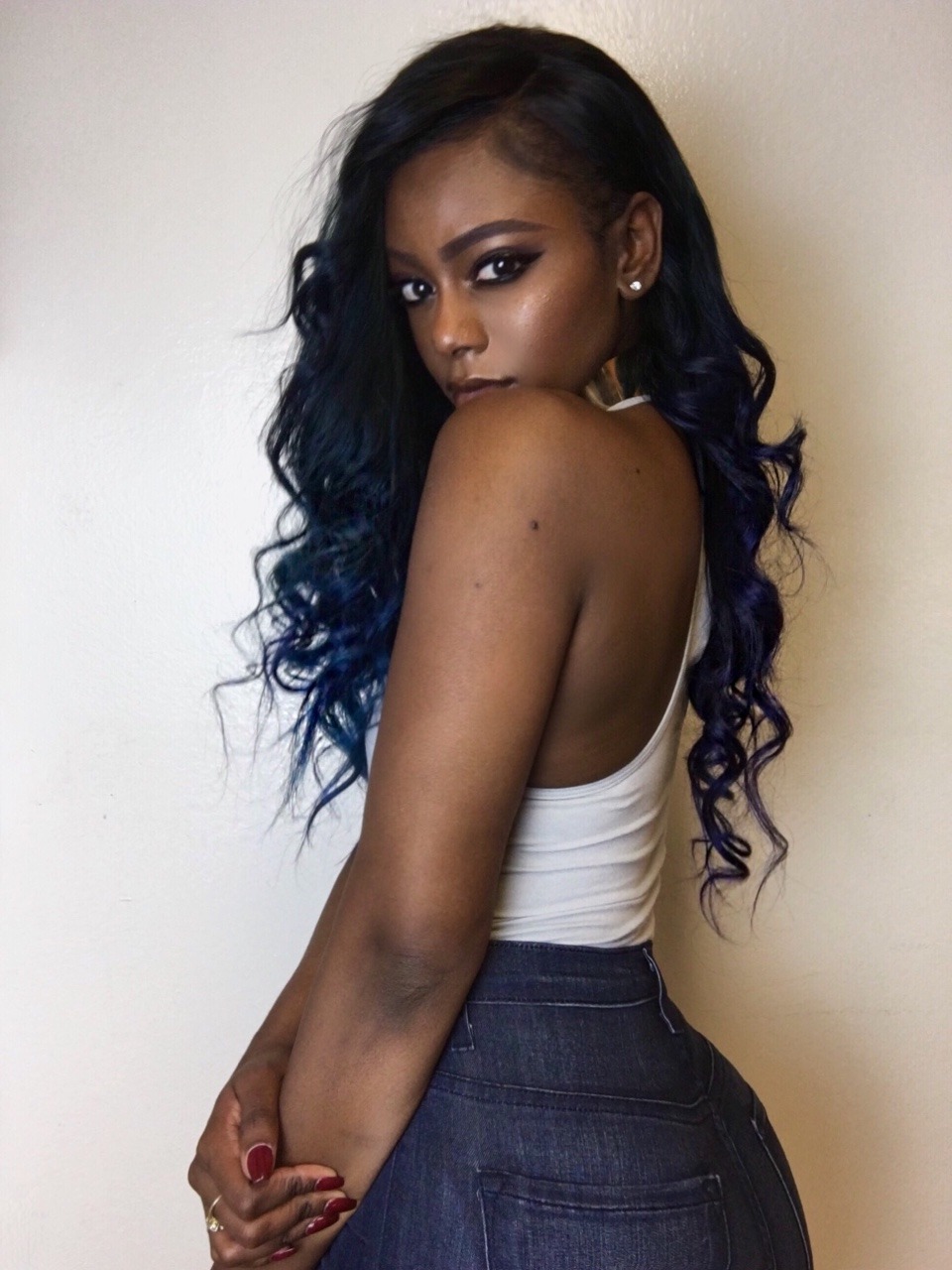 itsjustajlove:  What y'all think?  Feelin’ Blue