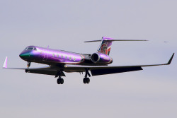 Oh My Goddit Literally Says “Sexyjet” And It Has Colour Changing Paint In My