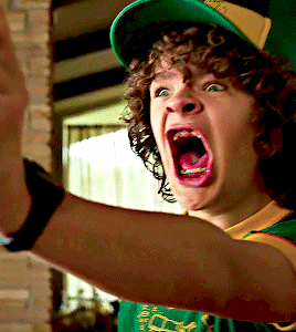 dailystrangerthings:Dustin + freaking out