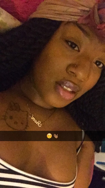 nikashonte:  melanin x snapchat 🌸 blackout adult photos