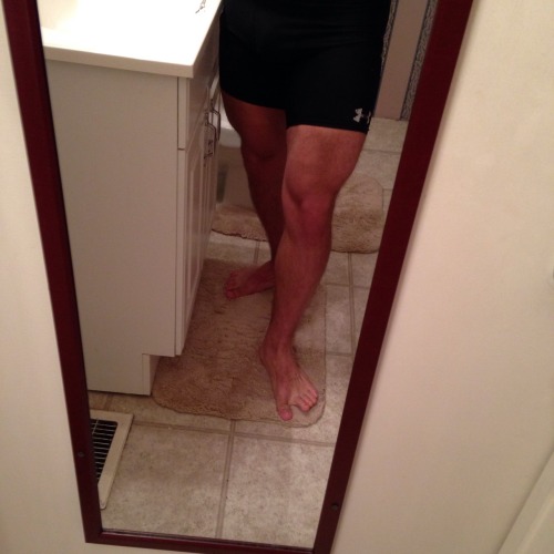 teensbodybuilding:  My friend Kyle is trying to get into fitness modeling and wanted me to send out some of his photos!