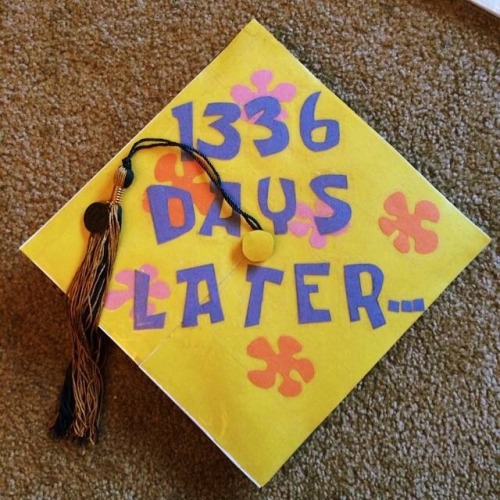 fandoms-are-my-one-true-love:  some of my favorite graduation cap ideas 