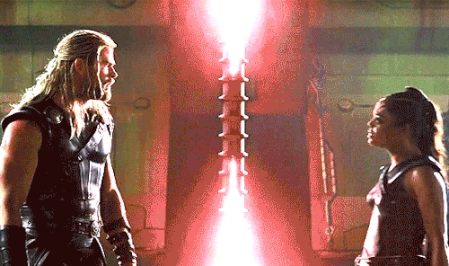 scifibi:thorkyrie + height difference