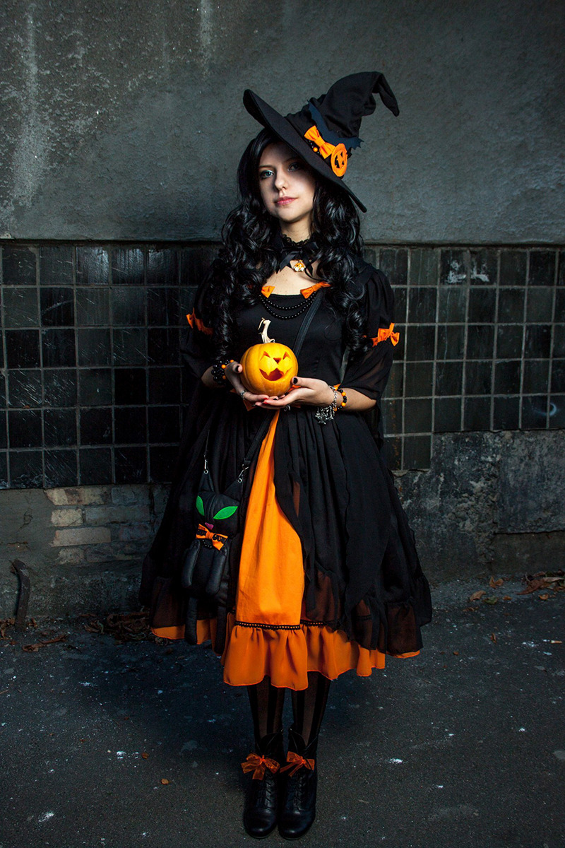 do-black-people-do-stuff:  Halloween Lolita Witch 3 by Enolla 