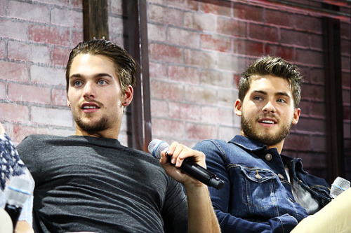 zacefronsbf:Dylan Sprayberry & Cody Christian at Comic Con San Diego 2016