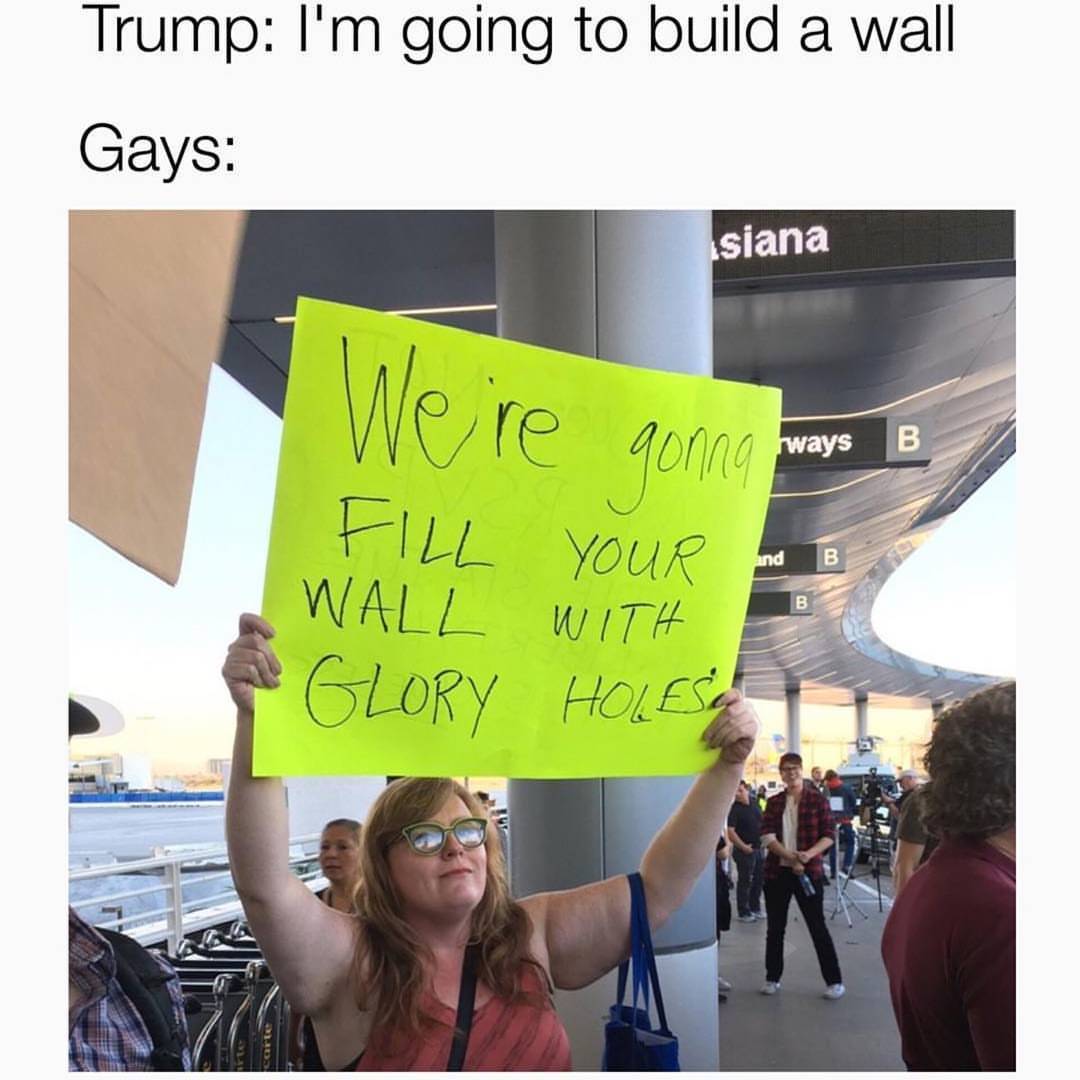 mikeyaj:  But when logged onto apps to meet people to join us at said gloryholes