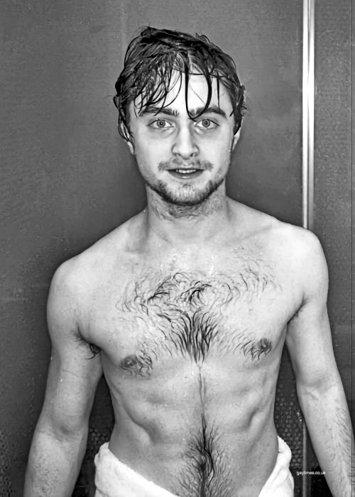 Sex maleadjusted3:  Daniel Radcliffe    pictures