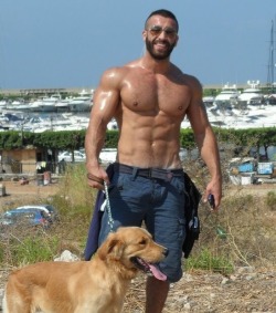 stratisxx: This Hot Lebanese daddy reached