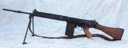 sacred-fox:  Some L1A1 pornography. 