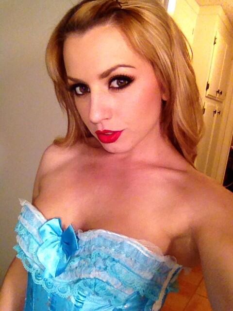 http://lexibelle100.tumblr.com/post/80134210754