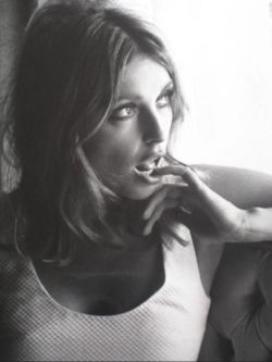  Sharon Tate  