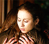 a-place-inthe-world:  Spencer in 4x17 "Bite your tongue"   