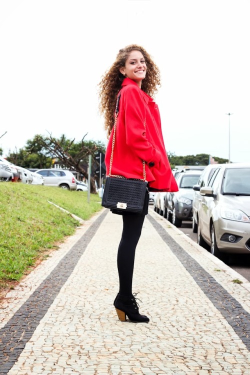 Sex curly haired cutie with lots of heels #nsfw pictures