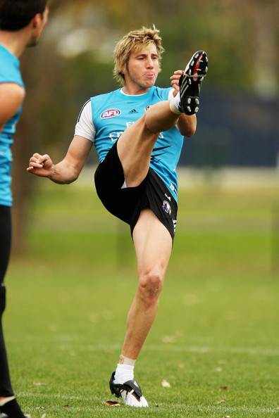 maleathleteirthdaysuits: Dale Thomas (AFL) born 21 June 1987