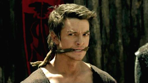 ropermike:Craig Horner in Legend of the Seeker - “Deception”. More pics here.Richard is threatened w