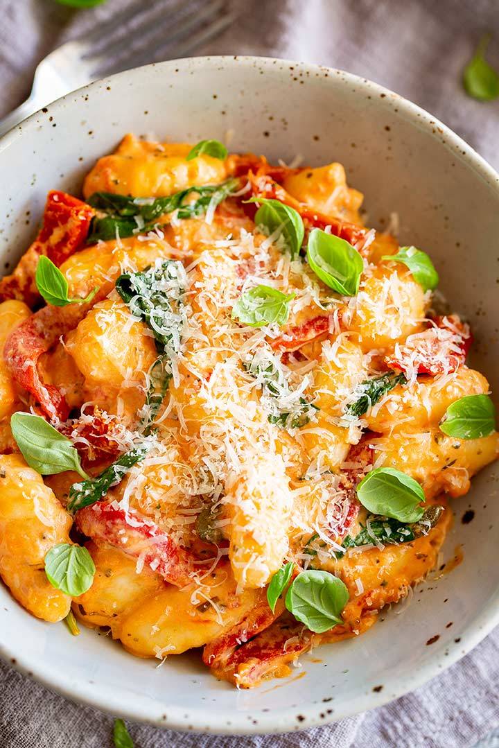Really nice recipes. Every hour. — Creamy Sun-Dried Tomato Gnocchi ...