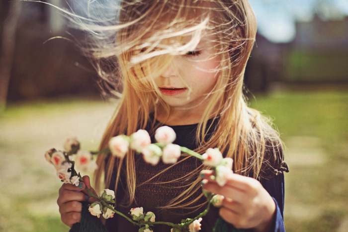 life-with-pictures:  #kids #nature #love  nature on We Heart It - http://weheartit.com/entry/62221716/via/CelestKhor